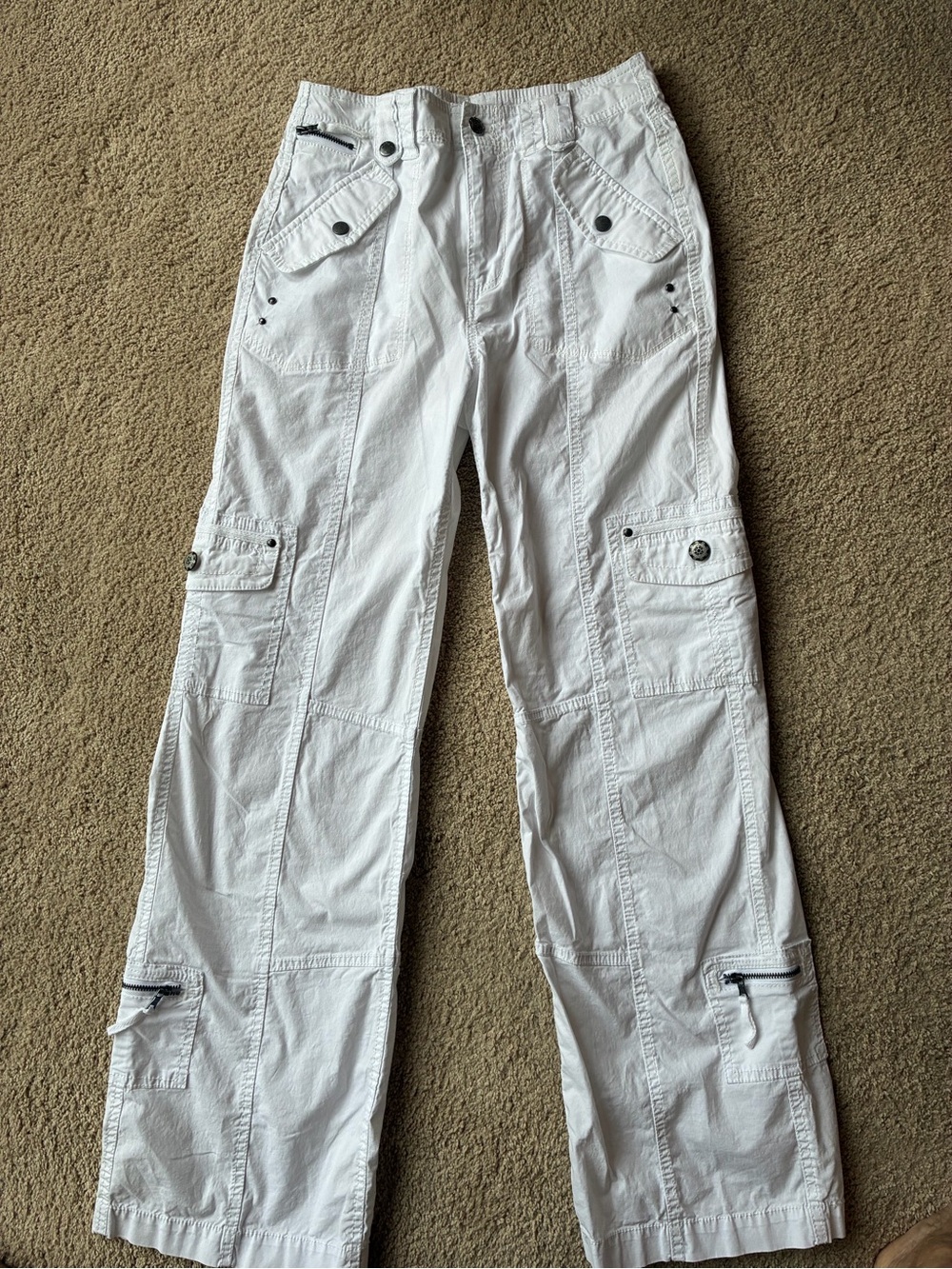 White Straight-Leg Cargo Pants with Multi-Pocket Detail